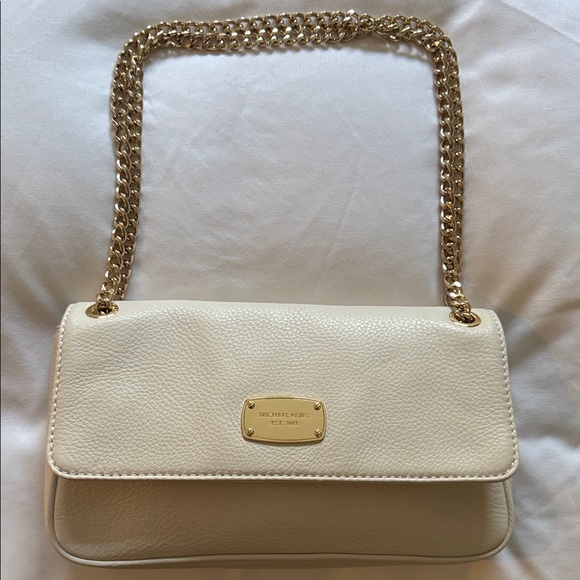 Michael Kors Handbags - Michael Kors Ivory Shoulder Bag with Gold Chain